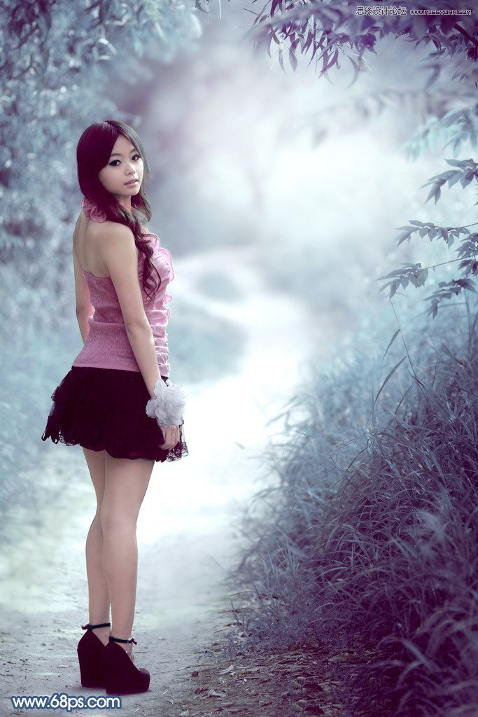 photoshop调出公园清纯女孩唯美紫色效果