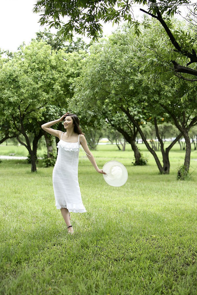 Photoshop调出夏季公园女孩怀旧效果,PS教程