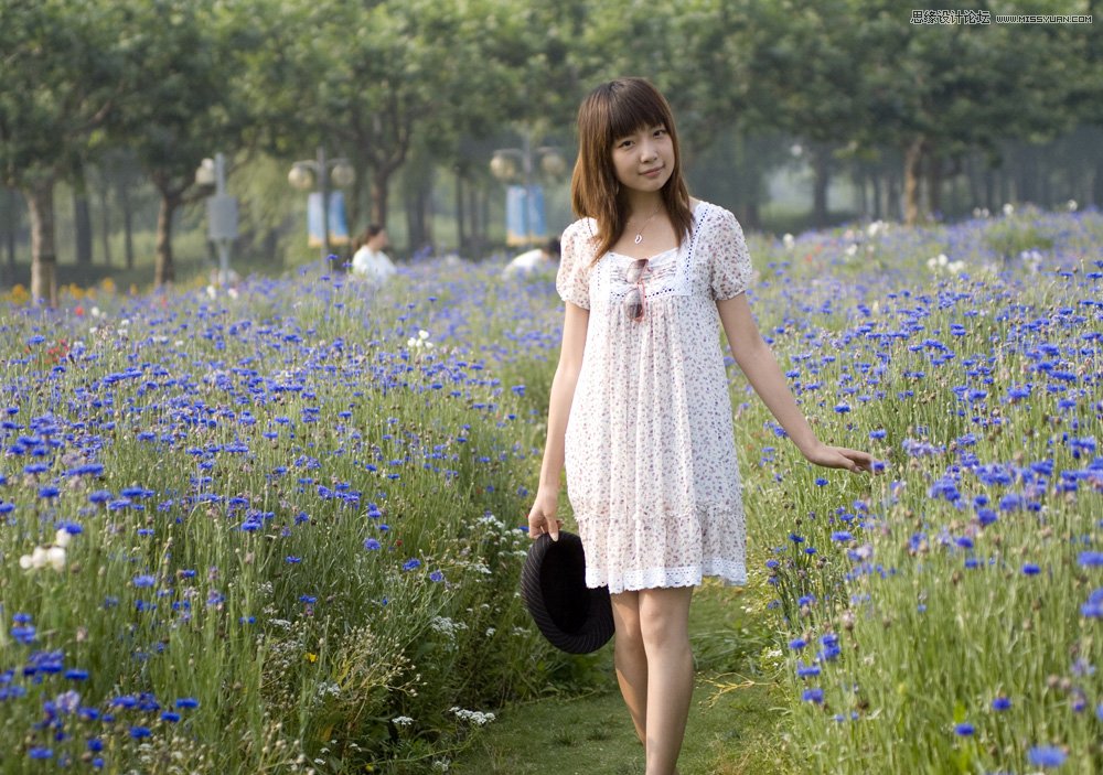 Photoshop给花园女孩唯美逆光效果美化教程