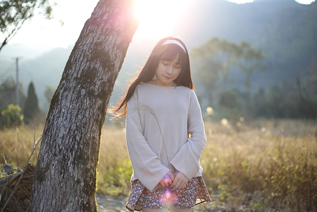 Photoshop调出外景美女人像暖色逆光效果图,PS教程,