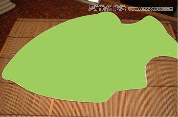 Illustrator巧用拼合透明度抠出盘子,PS教程,